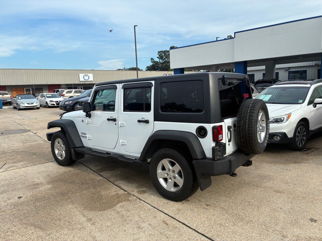 2015 Jeep Wrangler Unlimited Image 8