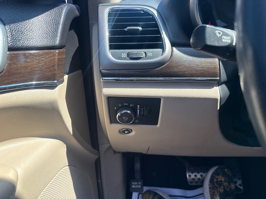 2018 Jeep Grand Cherokee Image 16