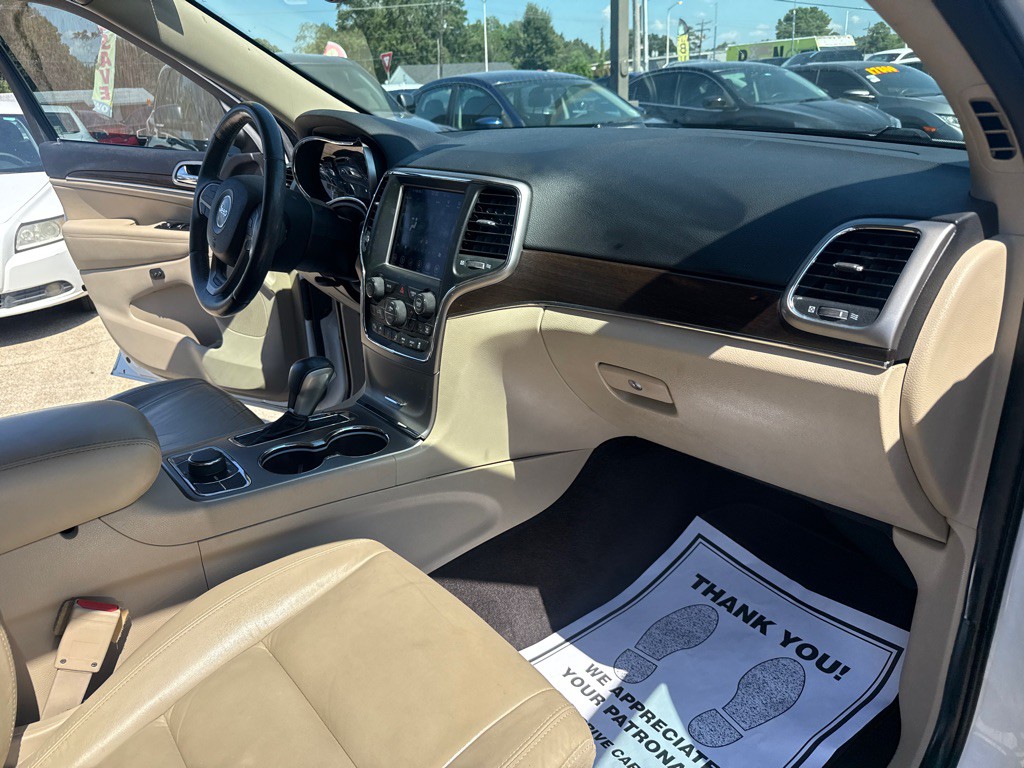 2018 Jeep Grand Cherokee Image 24