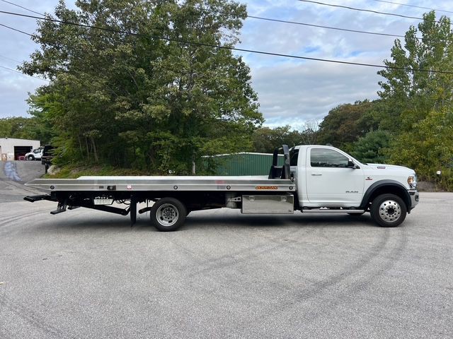 2022 RAM 5500 Image 9