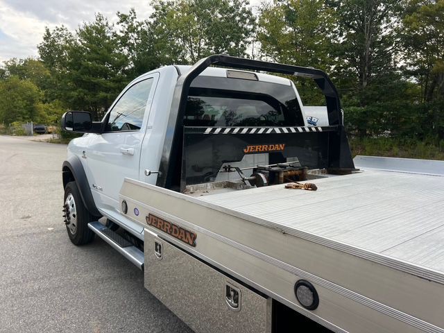 2022 RAM 5500 Image 12