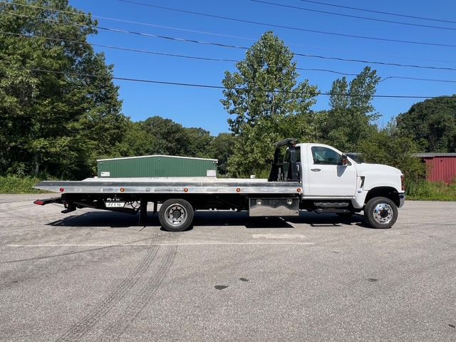 2022 Chevrolet 5500 Image 9