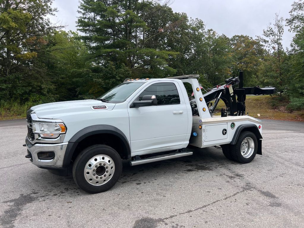 2022 RAM 4500 Image 2