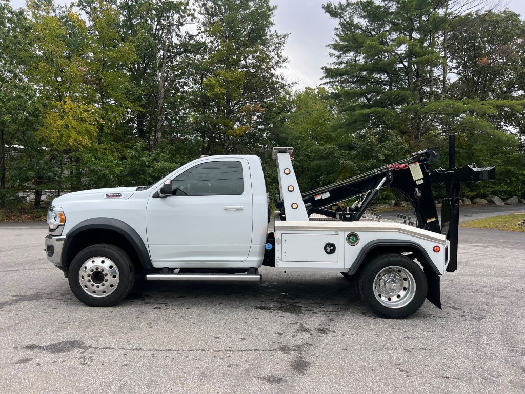 2022 RAM 4500 Image 3
