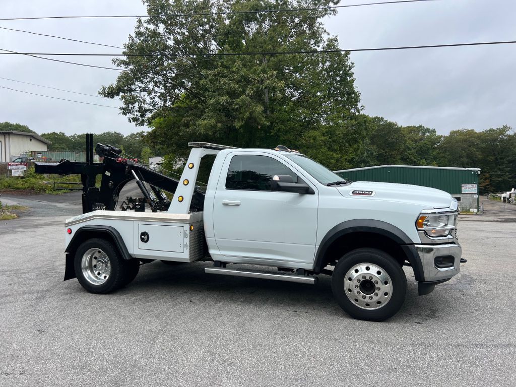 2022 RAM 4500 Image 8