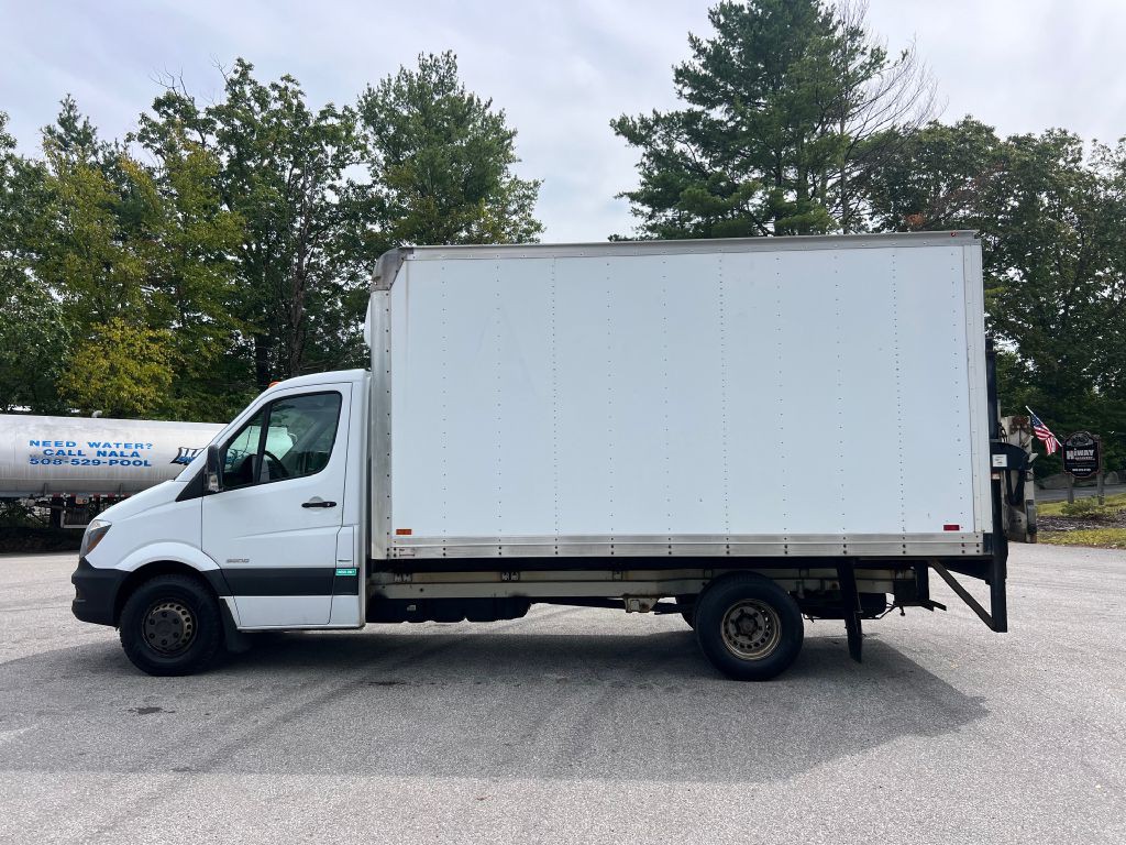 2016 Mercedes-Benz Sprinter Image 3