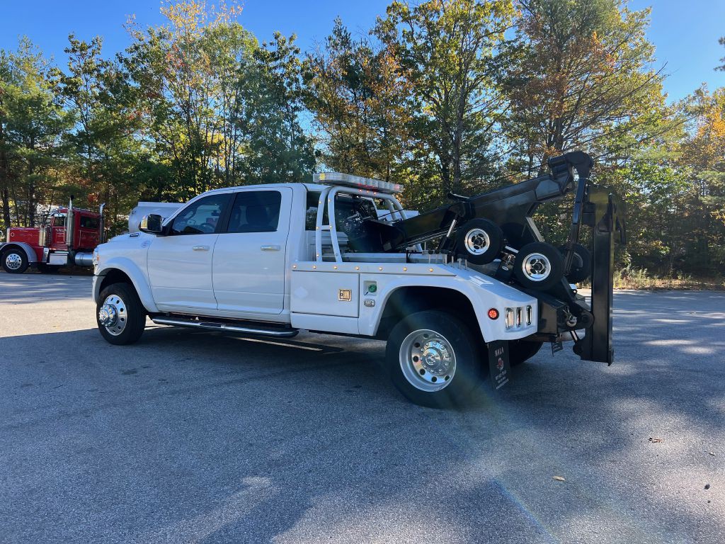 2022 RAM 5500 Image 3