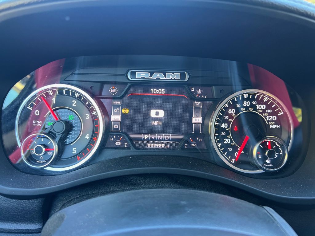 2022 RAM 5500 Image 9