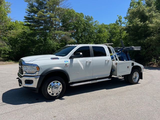 2022 RAM 5500 Image 2