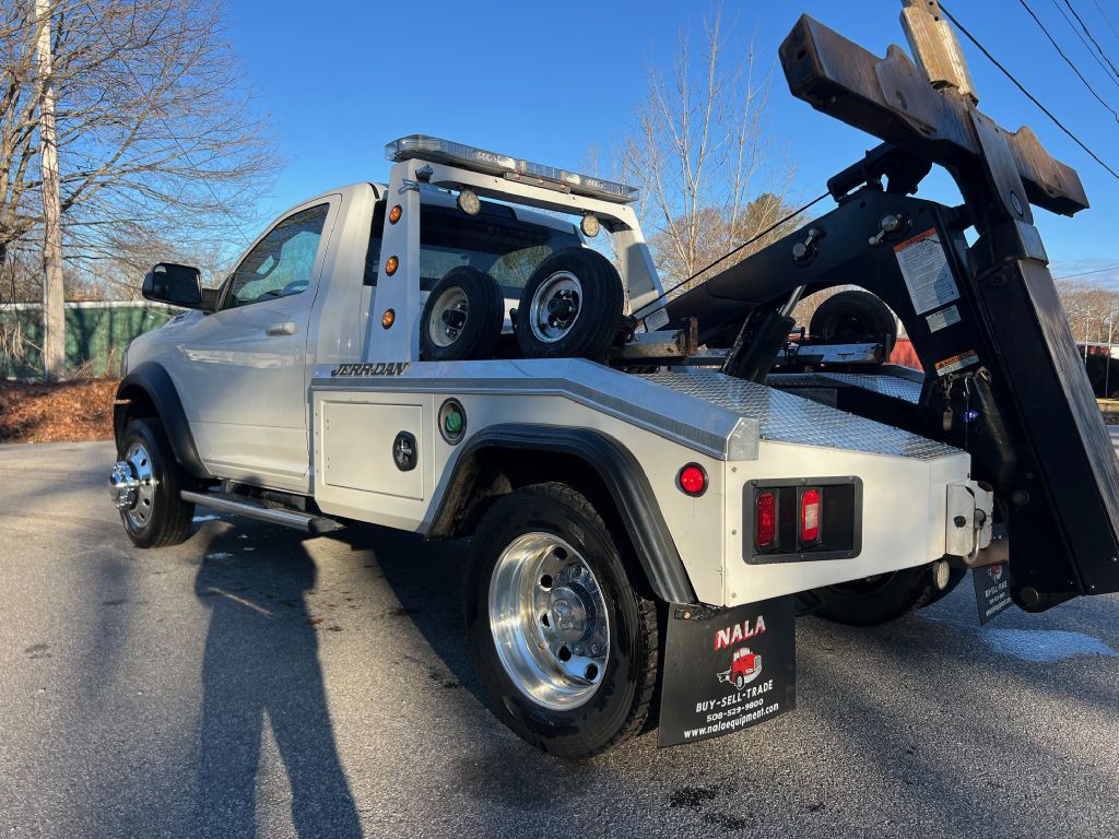 2022 RAM 5500 Image 8