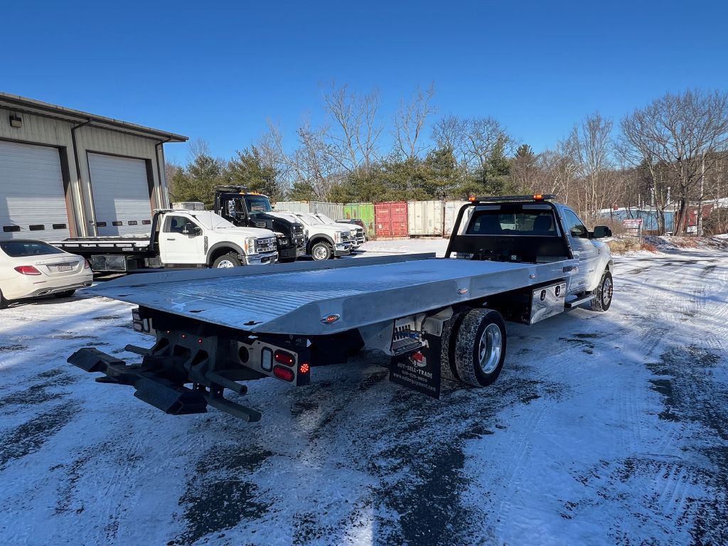 2020 RAM 5500 Image 10