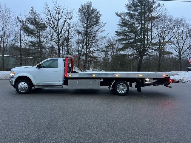 2022 RAM 5500 Image 3