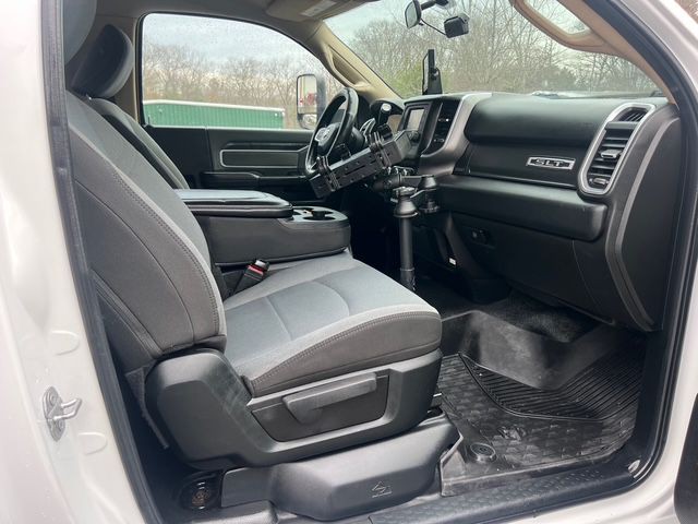 2019 RAM 5500 Image 16