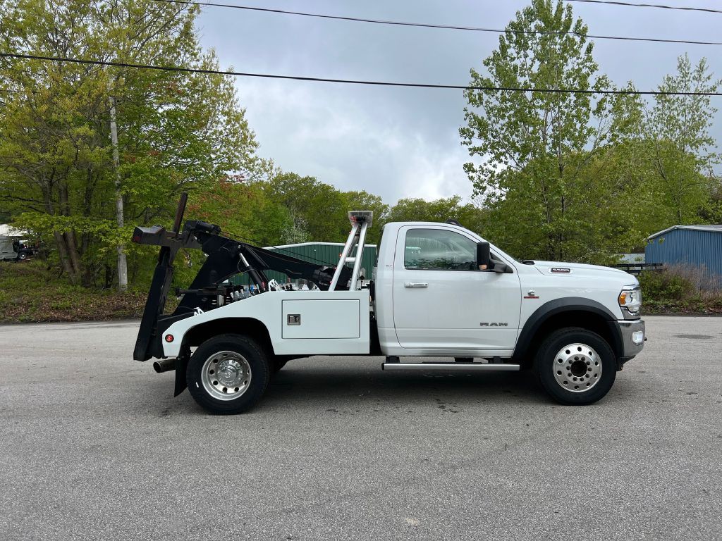 2019 RAM 5500 Image 8