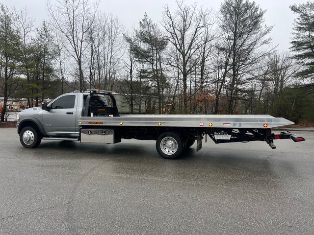 2024 RAM 5500 Image 4