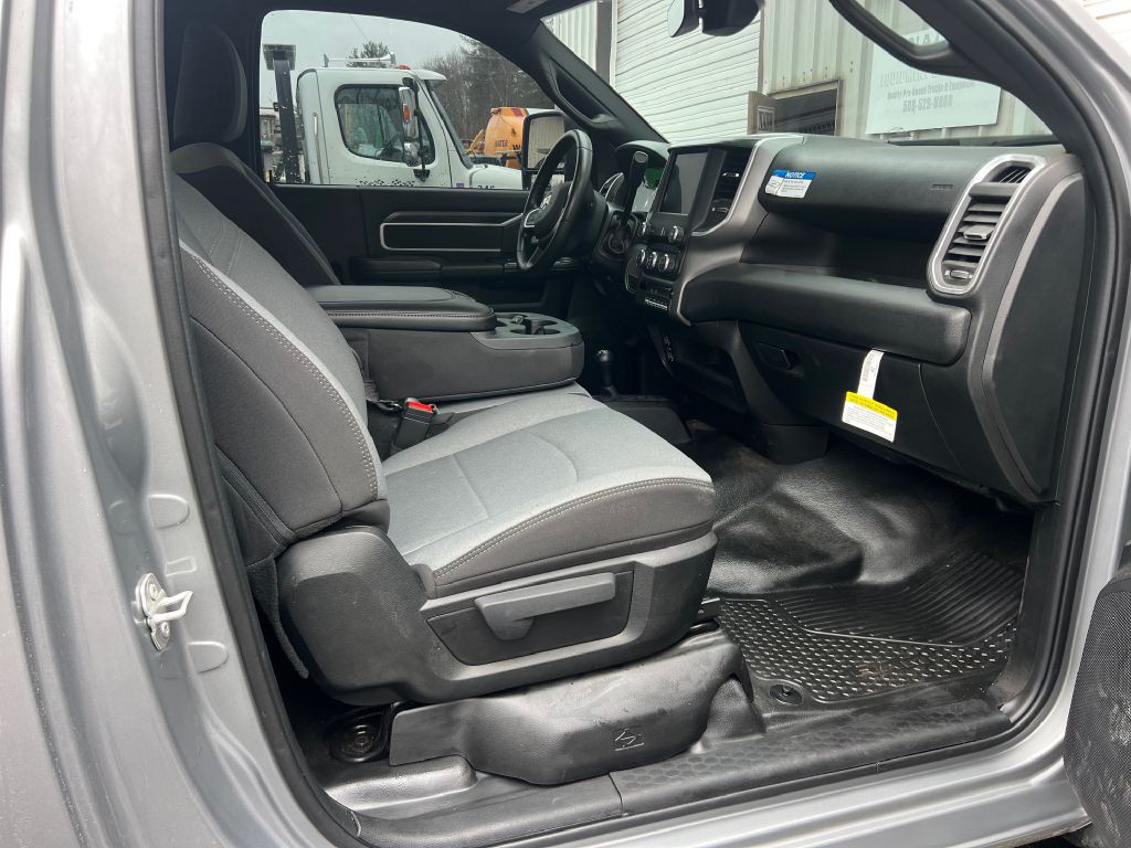 2024 RAM 5500 Image 14