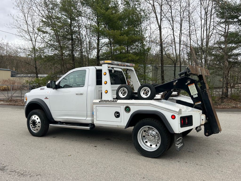 2022 RAM 5500 Image 4