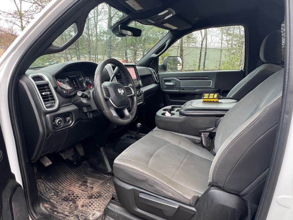 2022 RAM 5500 Image 11