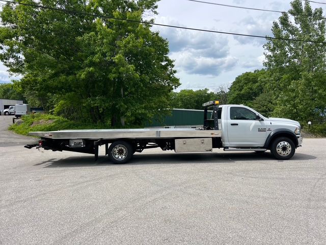 2015 RAM 5500 Image 9