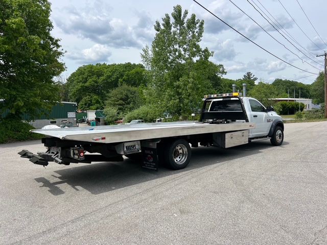 2015 RAM 5500 Image 10