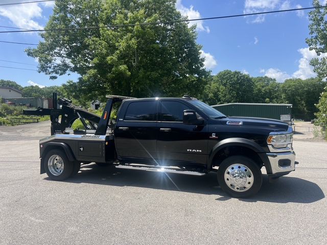 2023 RAM 5500 Image 10