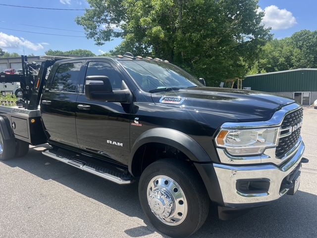 2023 RAM 5500 Image 14