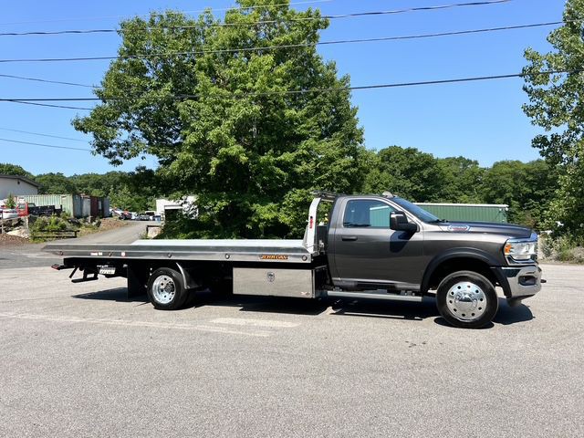 2024 RAM 5500 Image 9