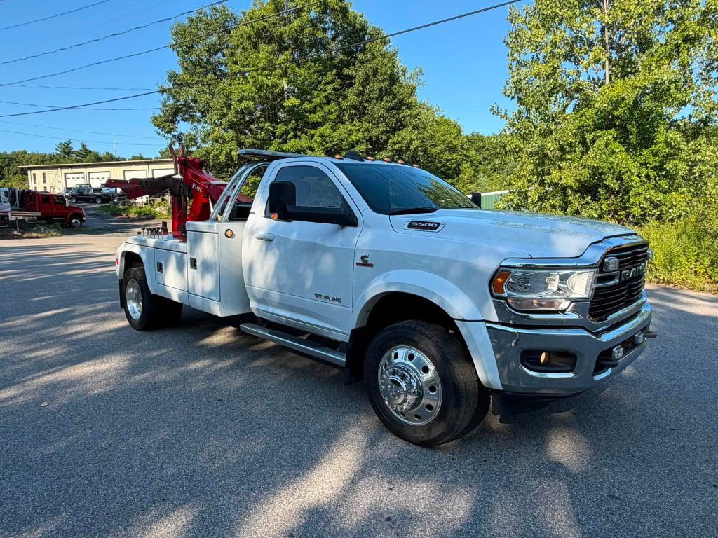 2021 RAM 5500 Image 8