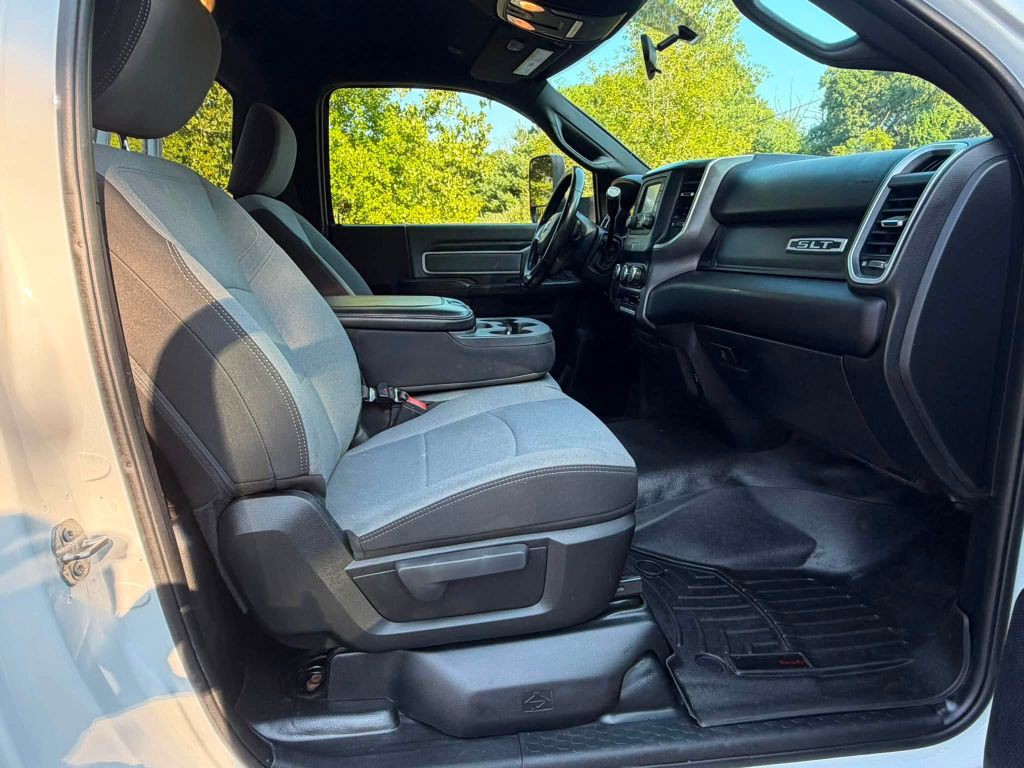 2021 RAM 5500 Image 16