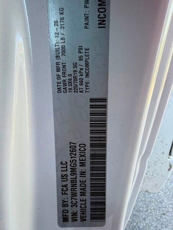 2021 RAM 5500 Image 18