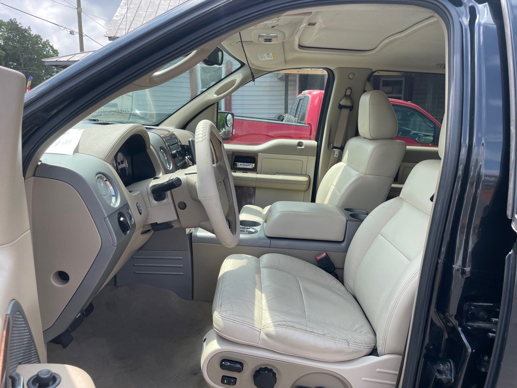 2004 Ford F-150 Image 11