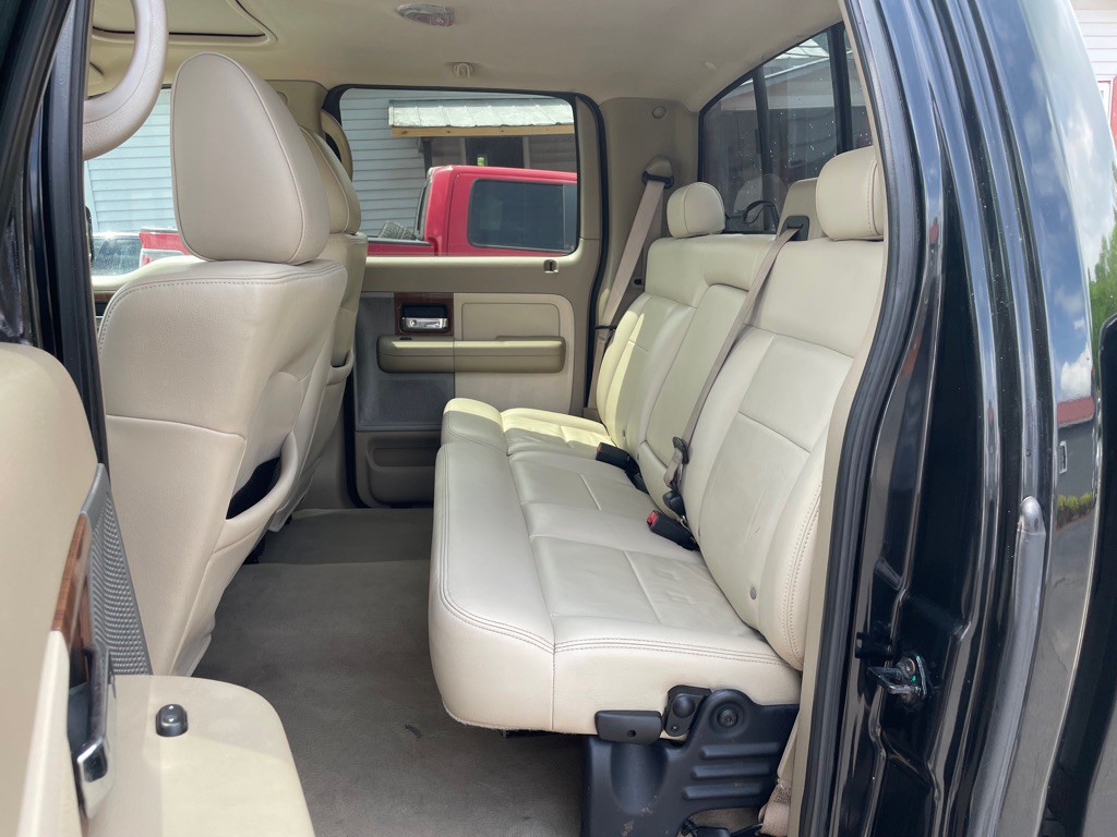 2004 Ford F-150 Image 12