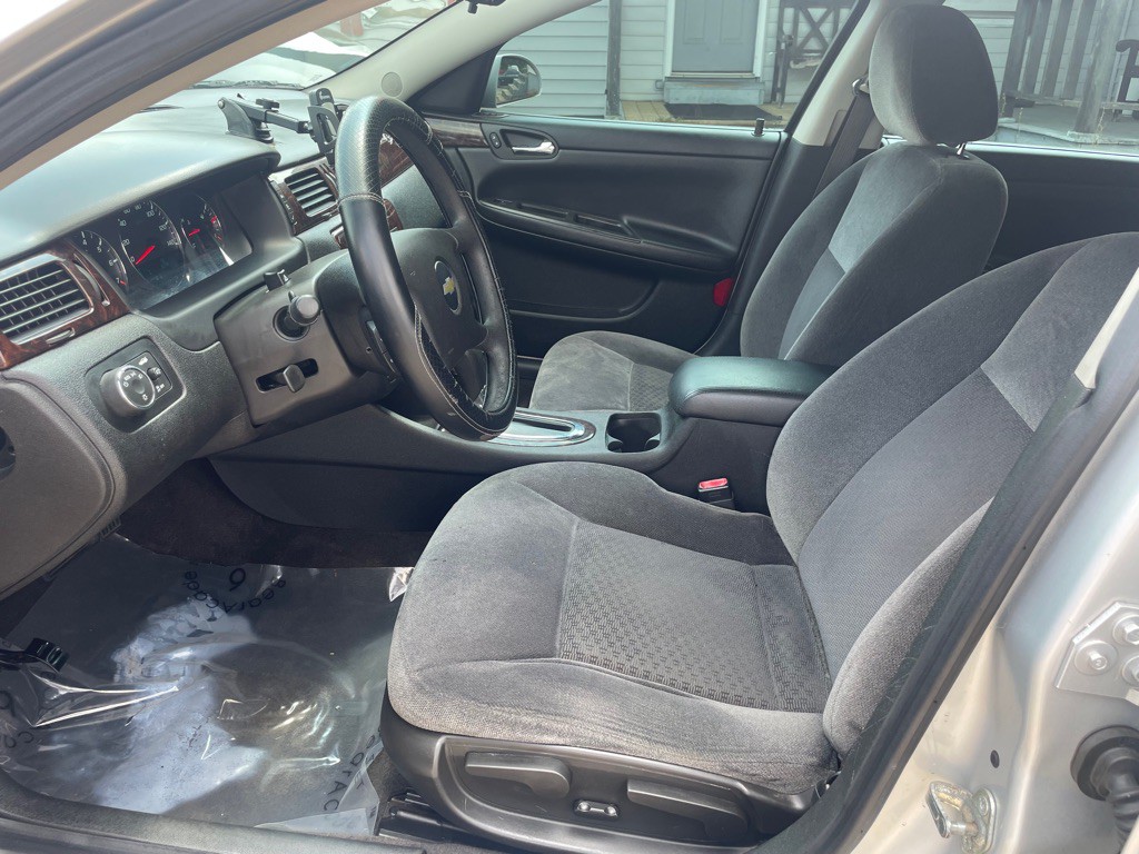 2016 Chevrolet Impala Image 11