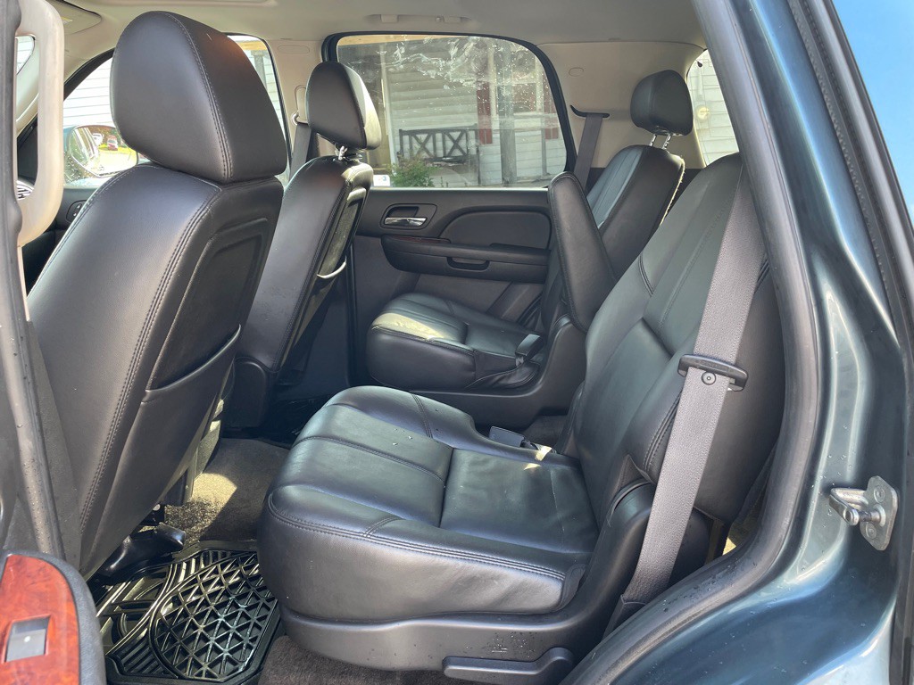 2009 Chevrolet Tahoe Image 12