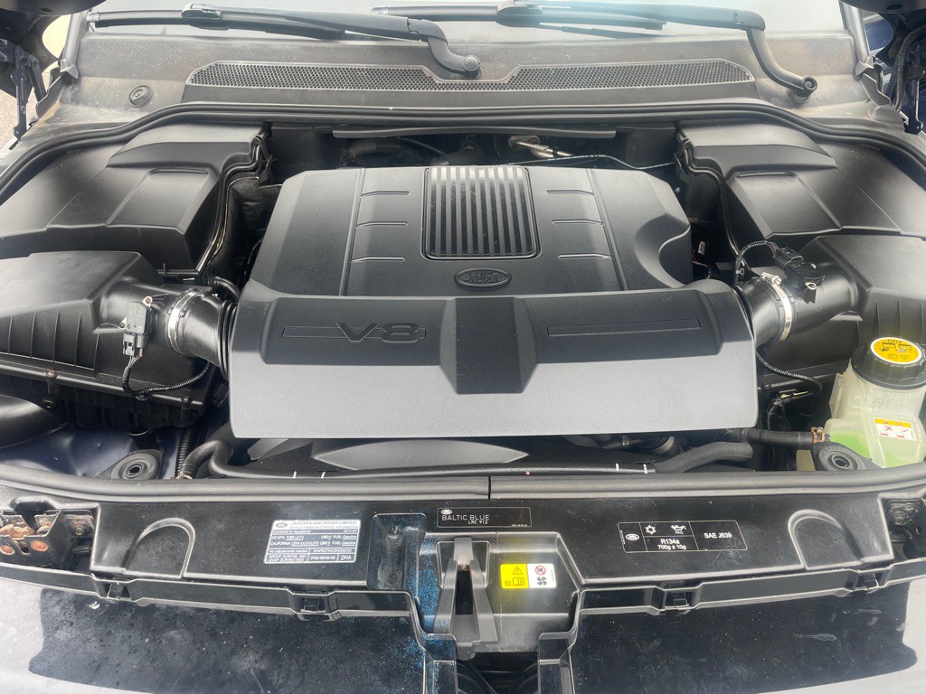 2012 Jeep Grand Cherokee Image 18