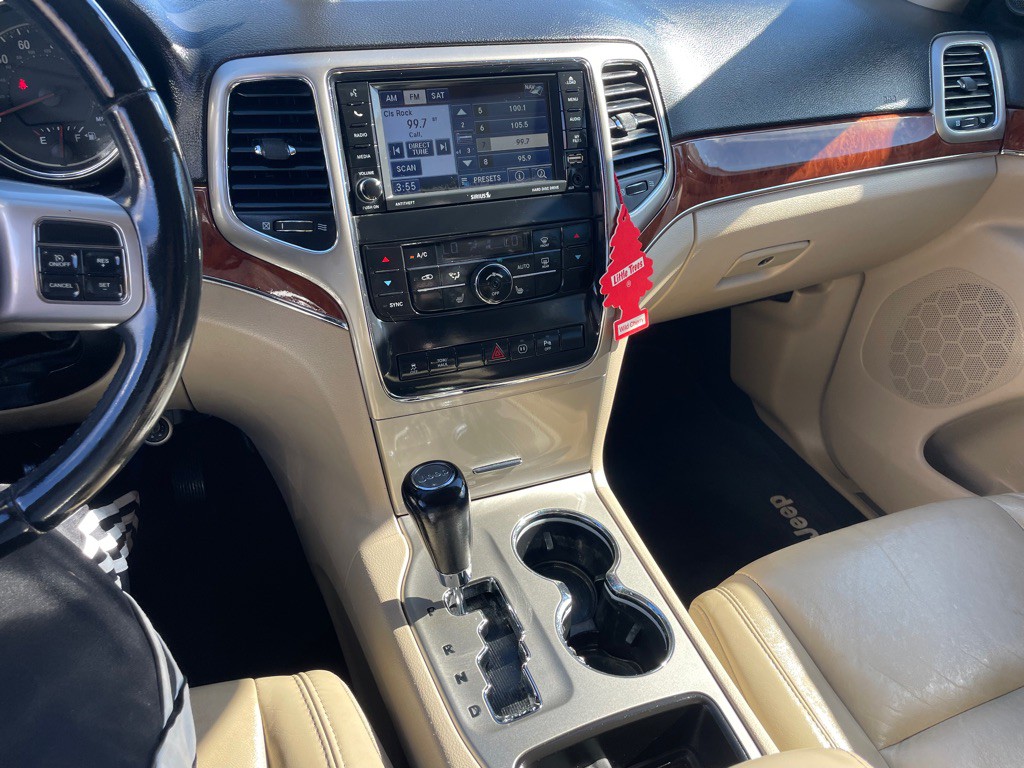 2012 Jeep Grand Cherokee Image 34