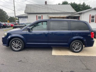 Image for 2017 Dodge Grand Caravan SXT ID: 6882832
