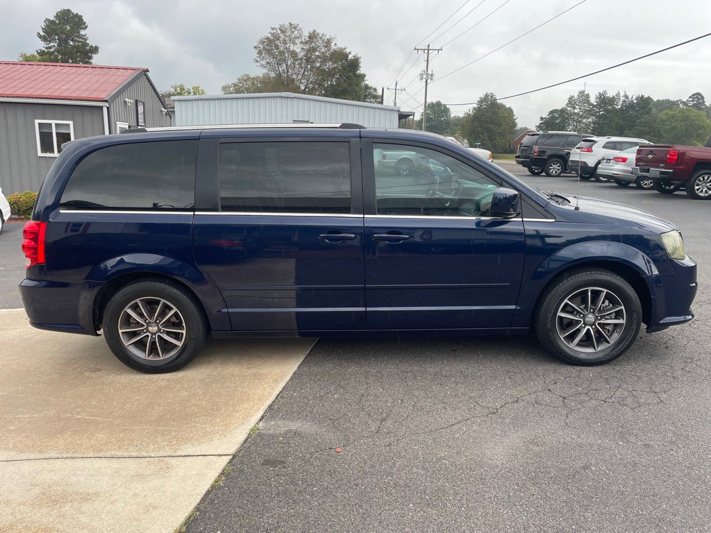 2017 Dodge Grand Caravan Image 7