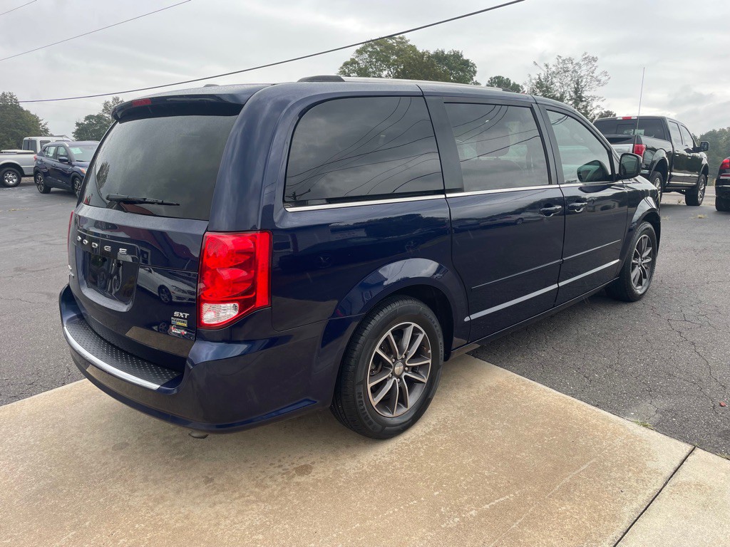 2017 Dodge Grand Caravan Image 8