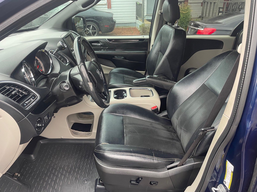 2017 Dodge Grand Caravan Image 11