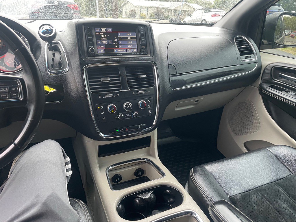 2017 Dodge Grand Caravan Image 17