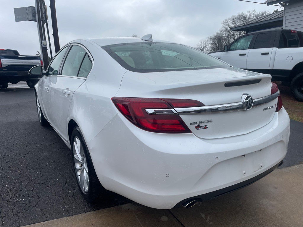 2016 Buick Regal Image 10