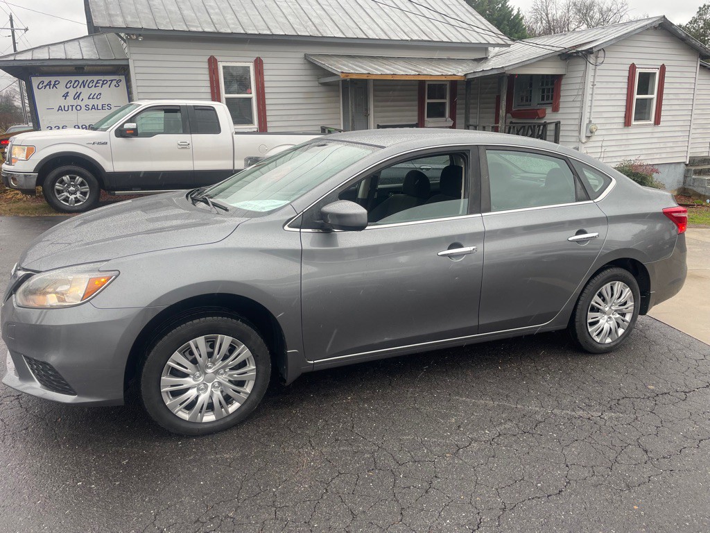 2017 Nissan Sentra Image 2