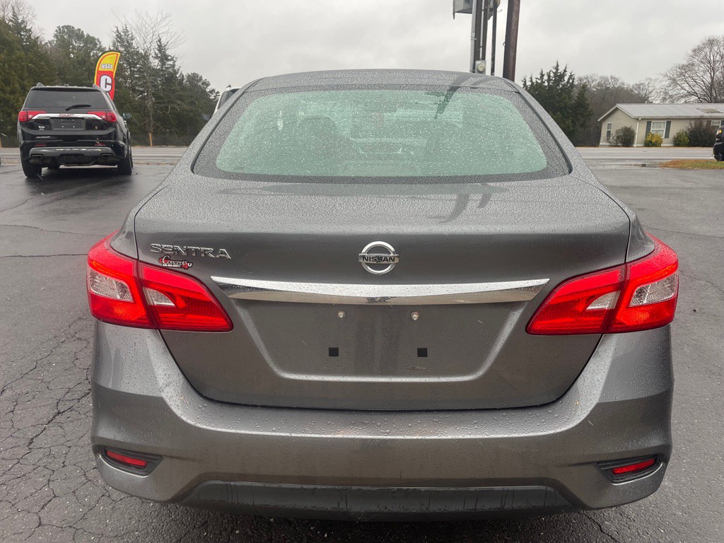 2017 Nissan Sentra Image 9