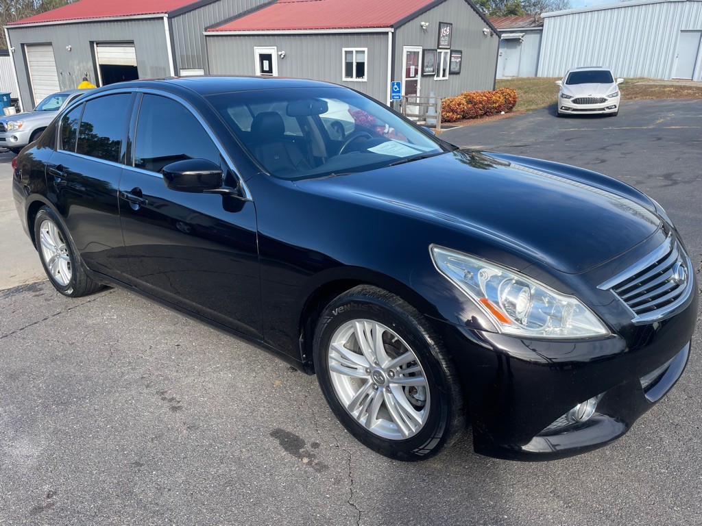 2013 INFINITI G37 Image 6