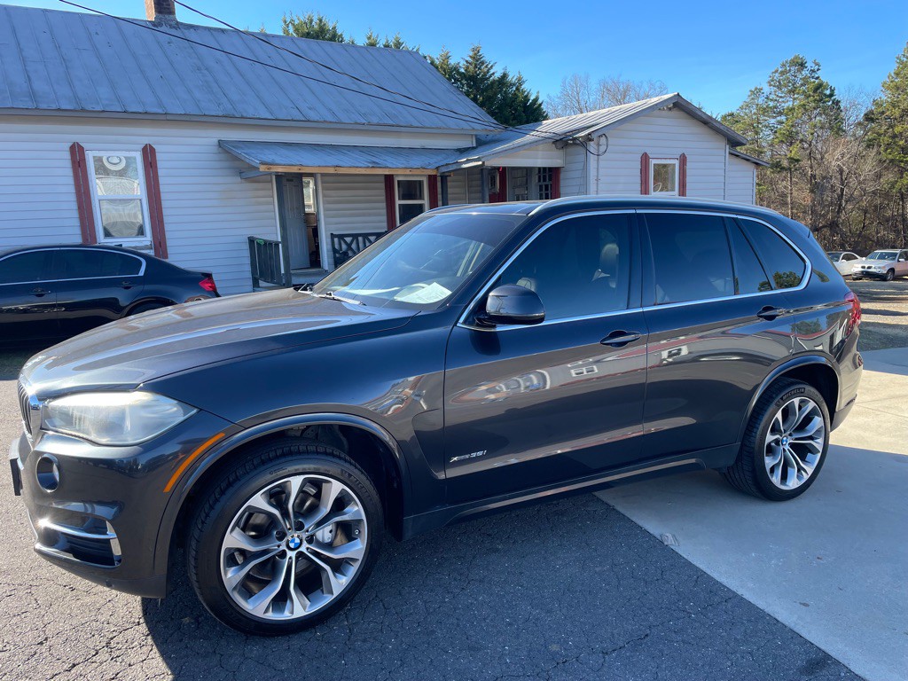2016 BMW X5 Image 2