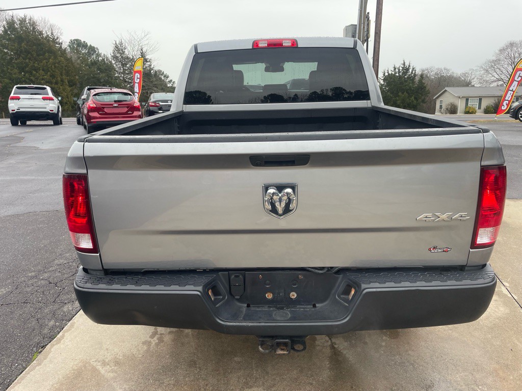 2020 RAM 1500 Image 9