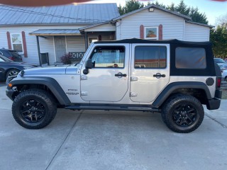 Image for 2013 Jeep Wrangler Unlimited Sport ID: 7112908