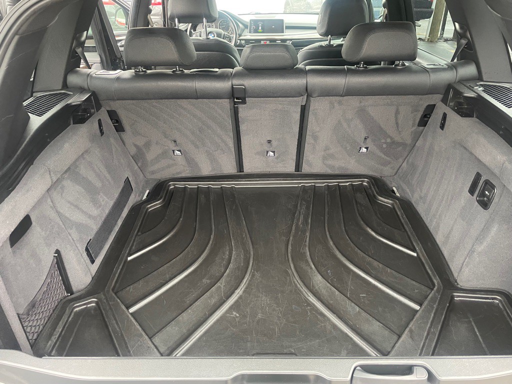 2017 BMW X5 Image 13