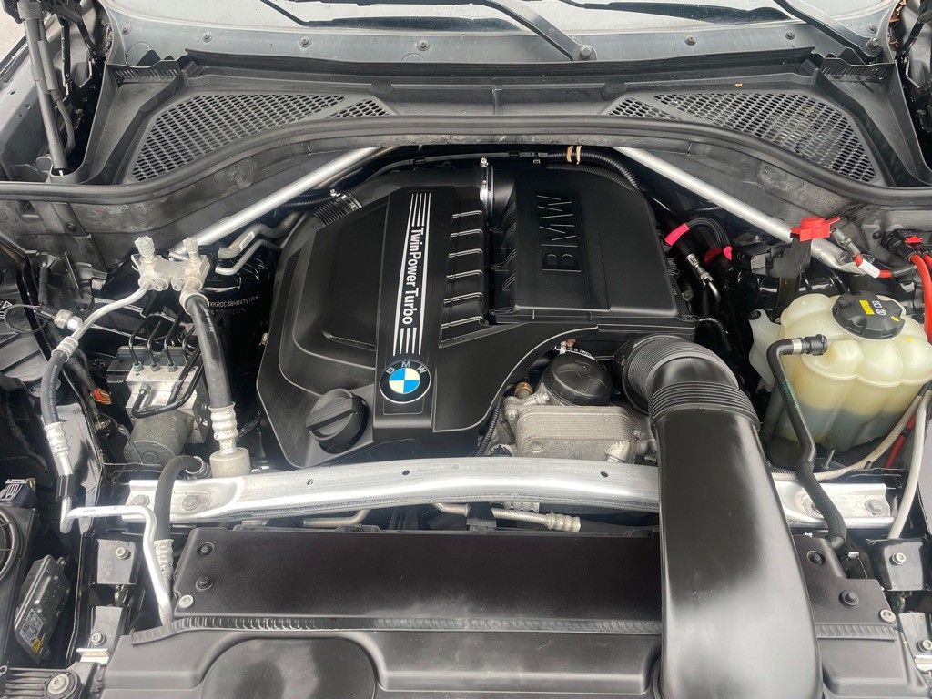 2017 BMW X5 Image 18